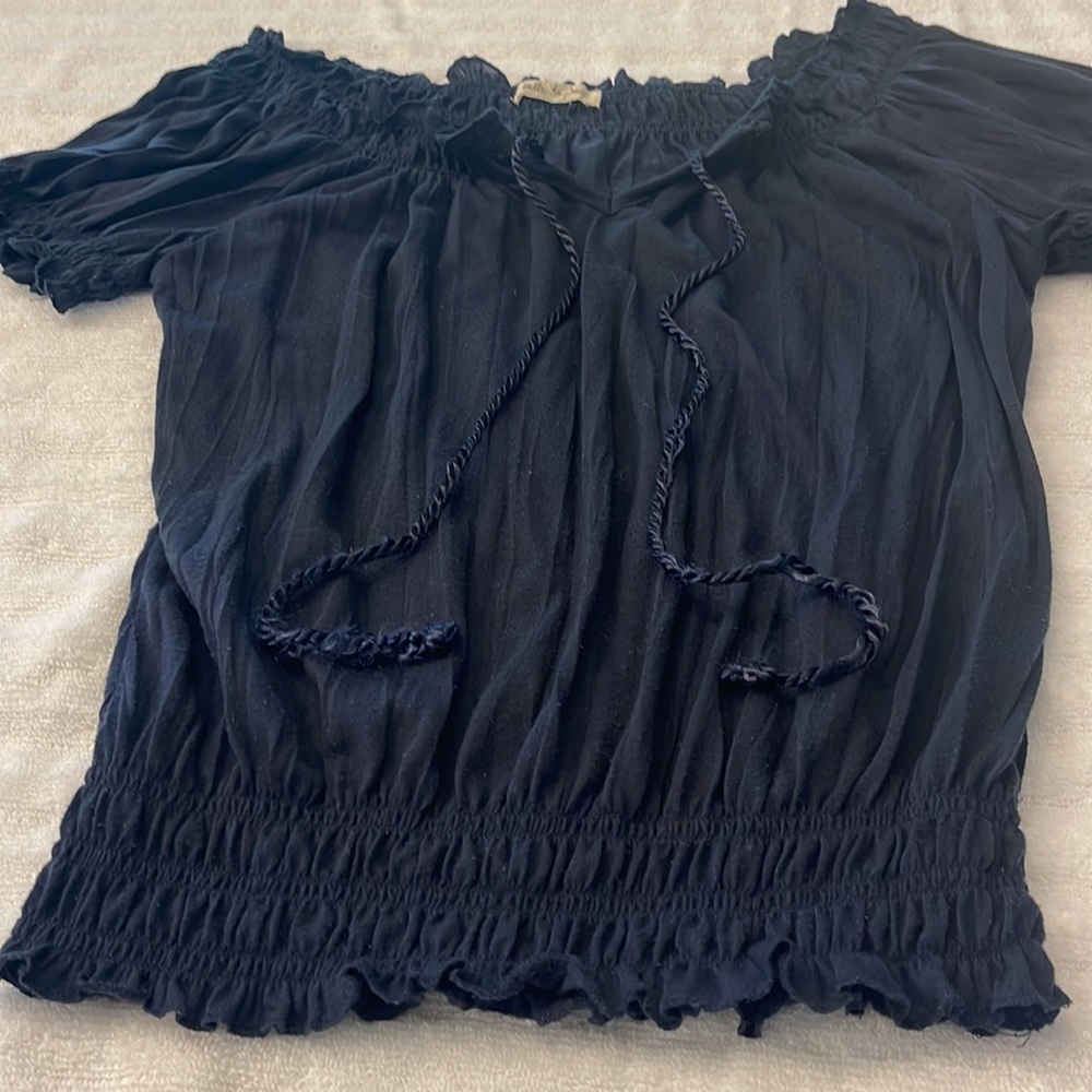 Show off your Shoulders in this Stretch Belle du Jour Navy Blue Short Sleeve Top